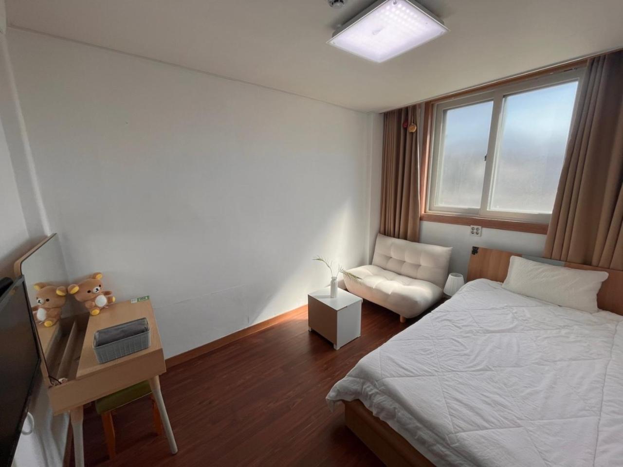 Rgb Guesthouse Чонджу Экстерьер фото